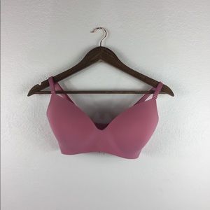 T-shirt lightly lined wireless 34DD Bra